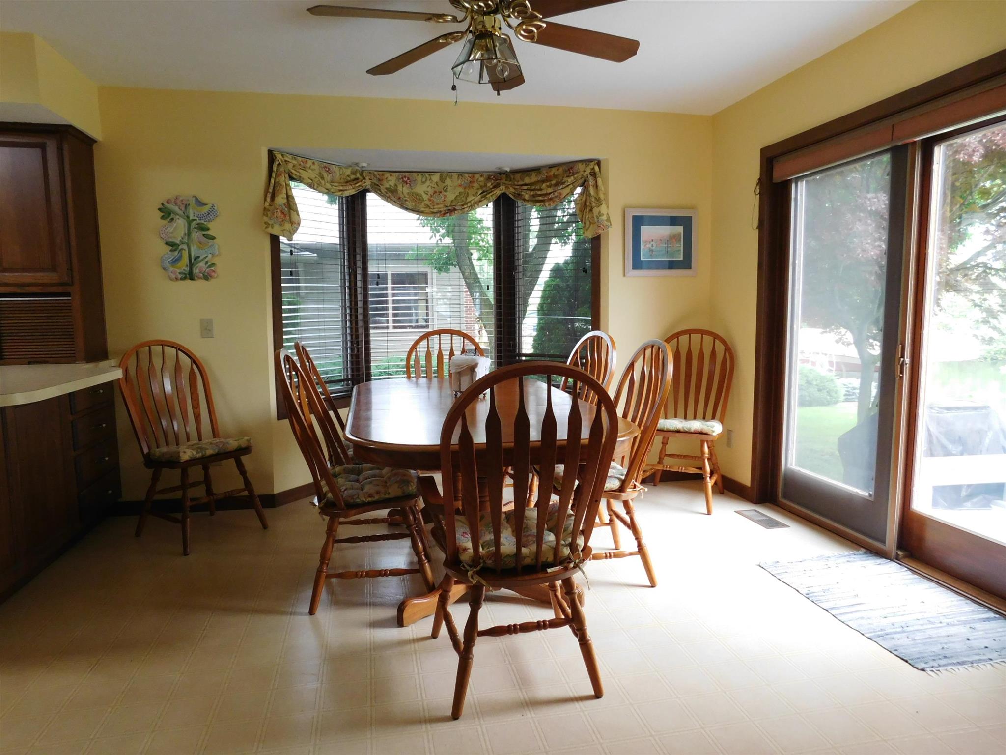8216 East North Road Syracuse, IN 46567 - Photo 12 of 36 Gallery Image 12