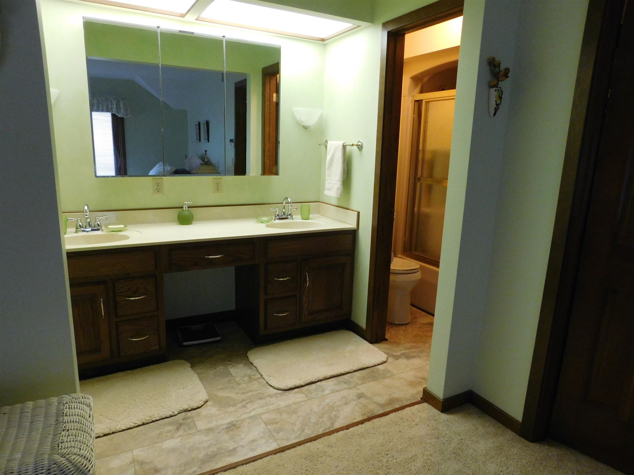 8216 East North Road Syracuse, IN 46567 - Photo 20 of 36 Gallery Image 20