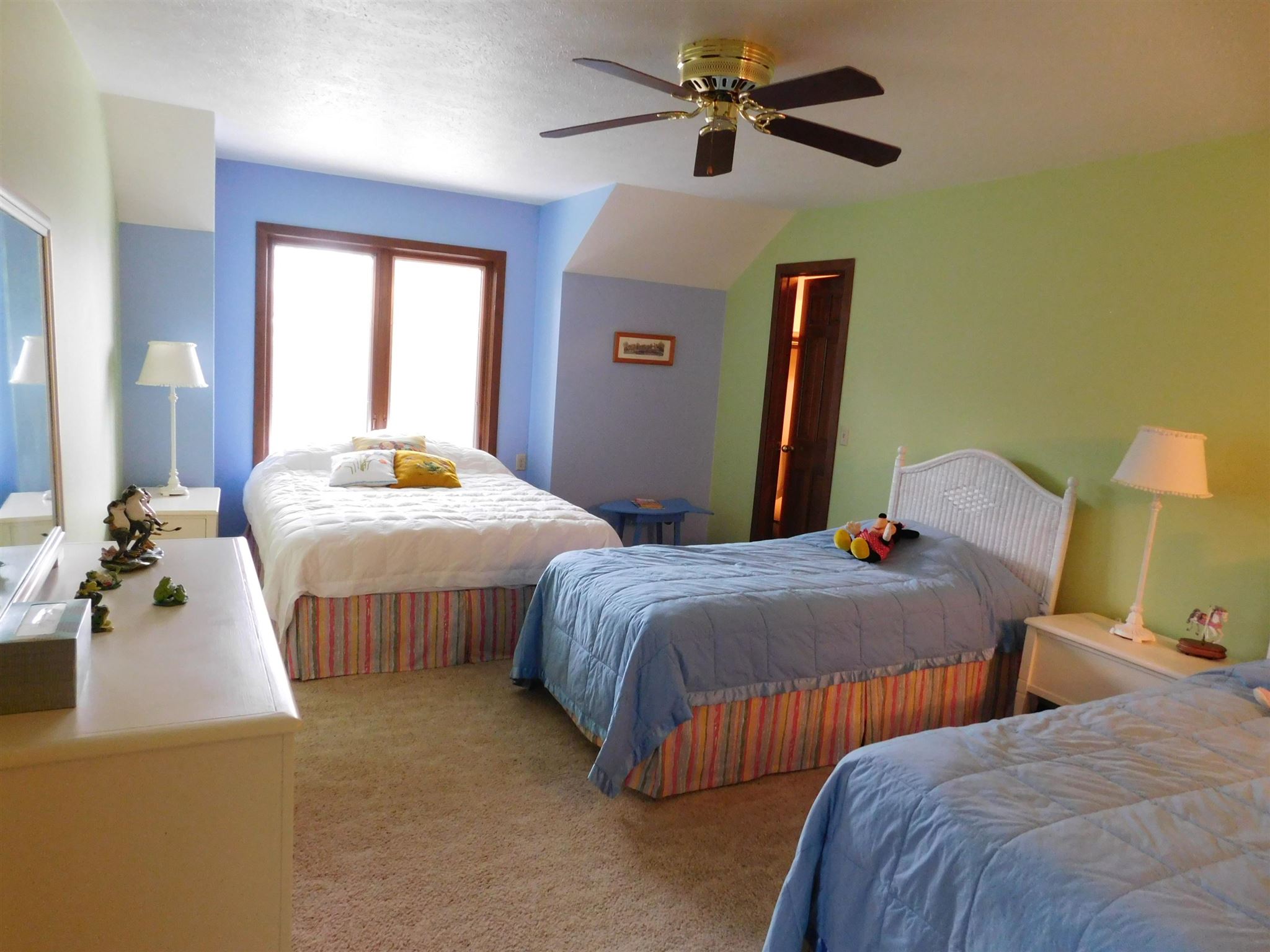 8216 East North Road Syracuse, IN 46567 - Photo 21 of 36 Gallery Image 21