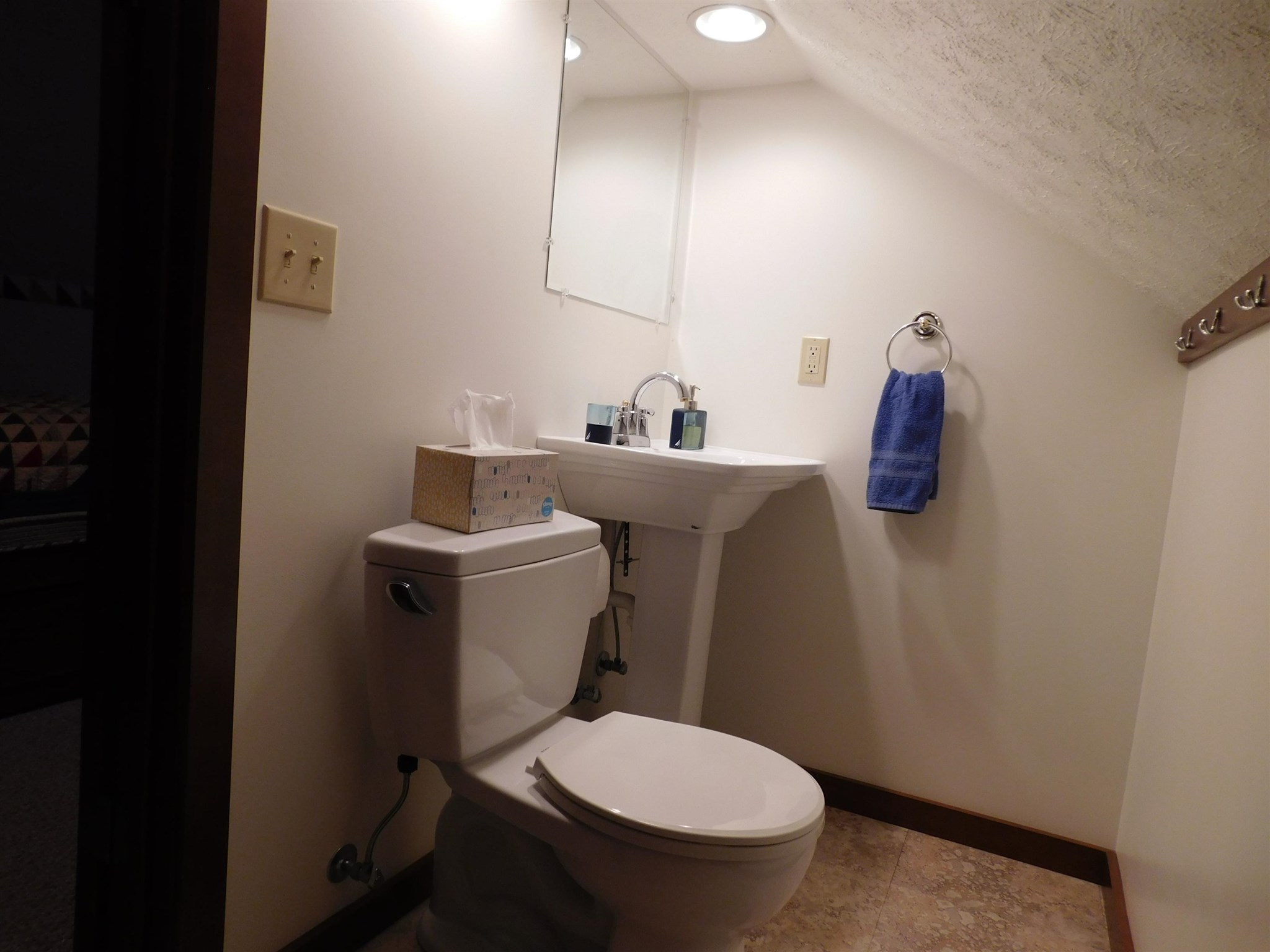 8216 East North Road Syracuse, IN 46567 - Photo 25 of 36 Gallery Image 25