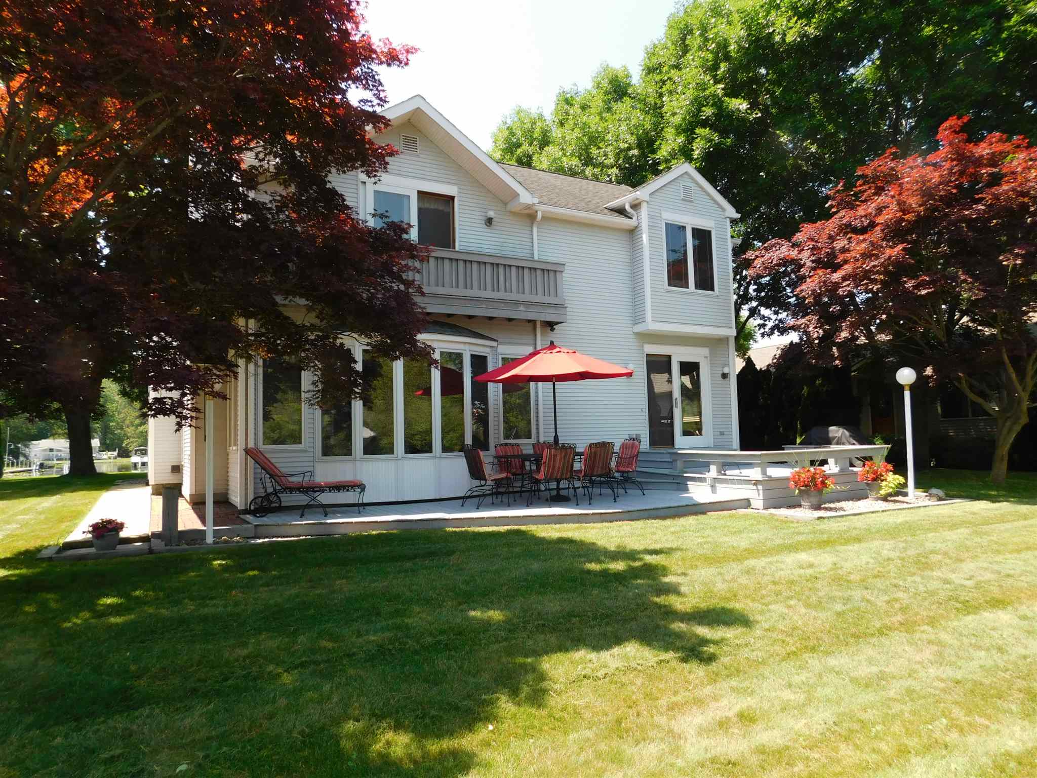 8216 East North Road Syracuse, IN 46567 - Photo 34 of 36 Gallery Image 34