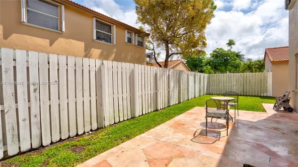 $3,900 | 1237 Northwest 125th Terrace, Sunrise, FL 33323