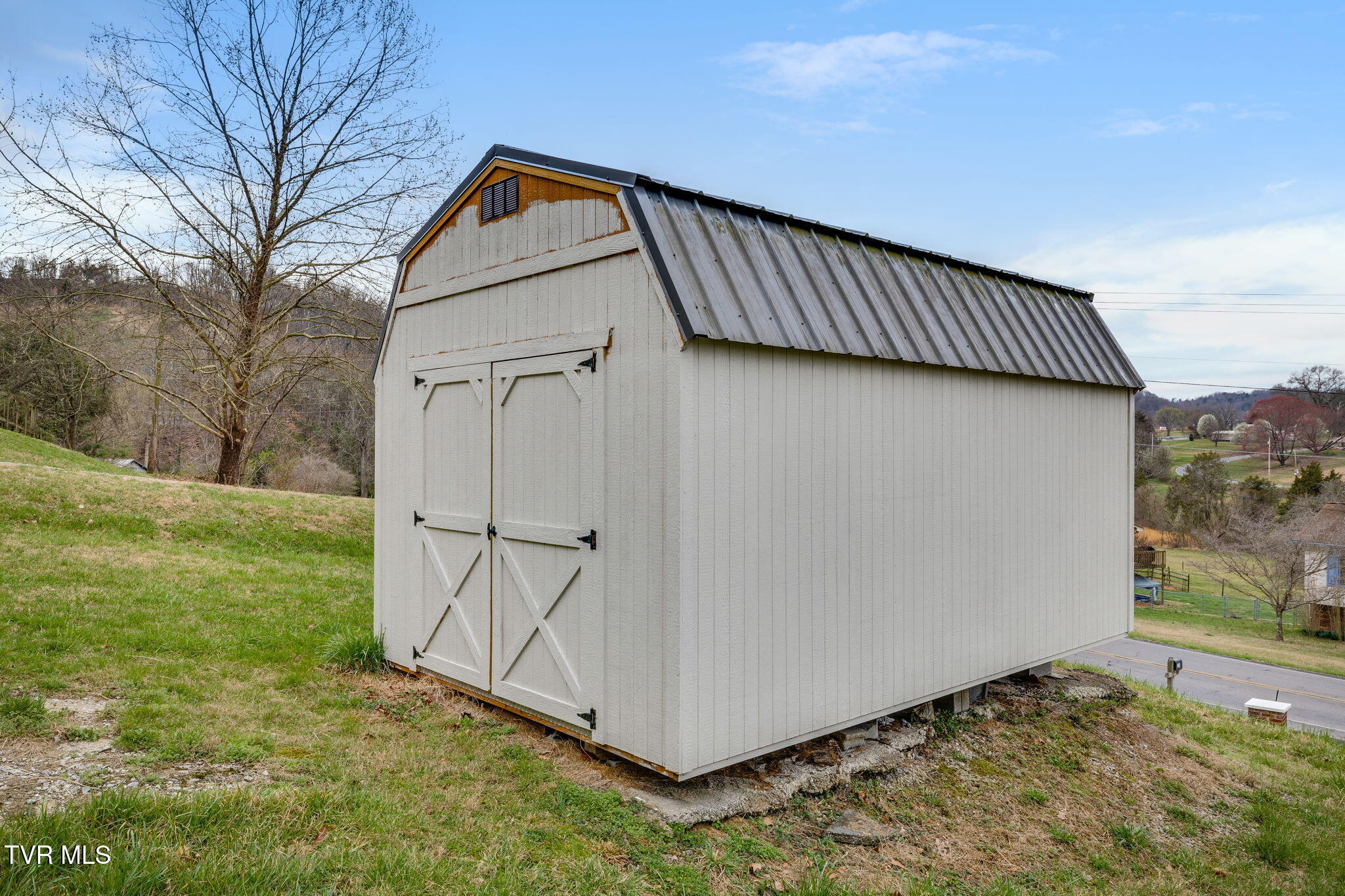 1263 Summerville Road Kingsport, TN 37663 - Photo 30 of 37 029