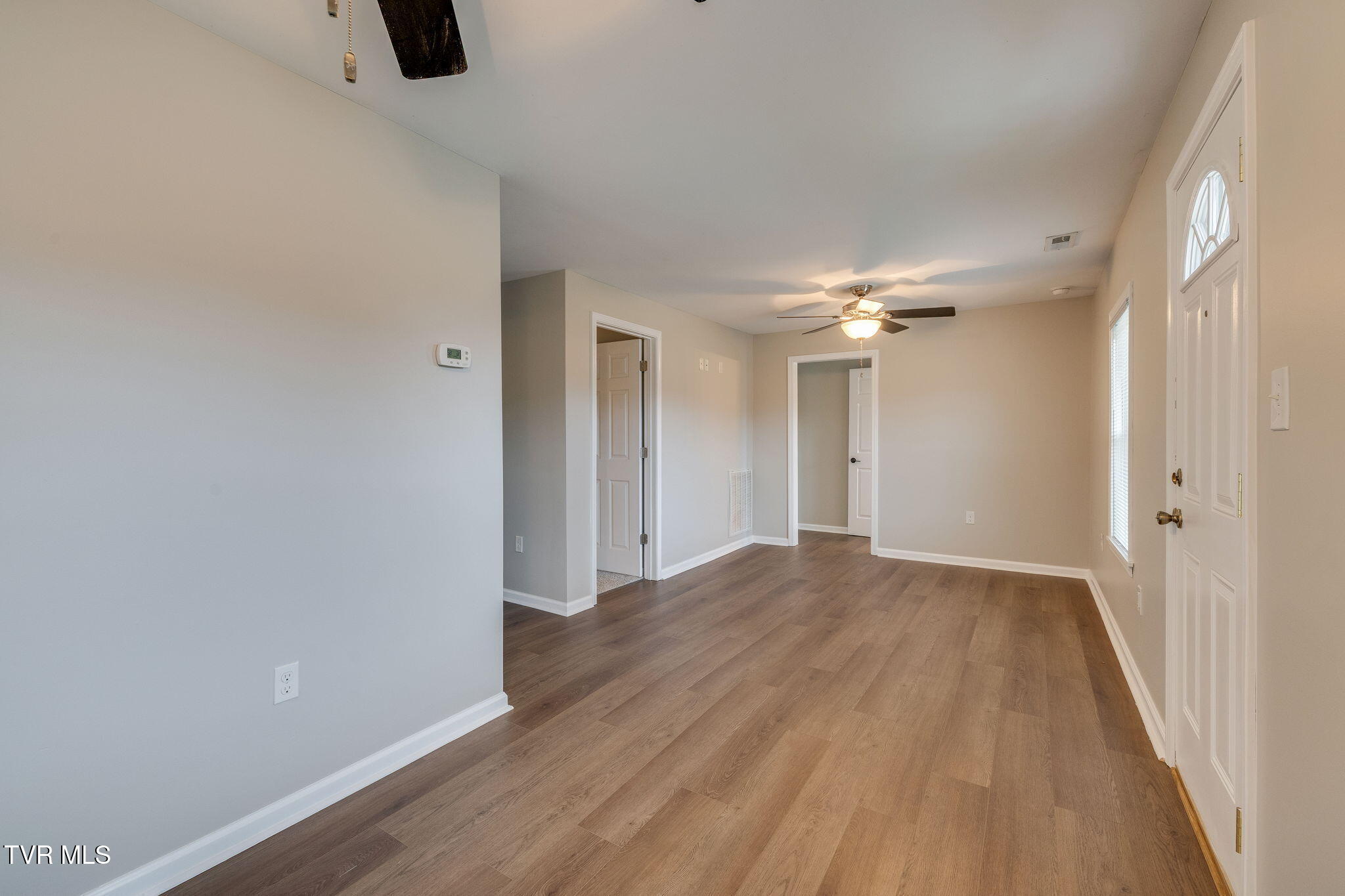 1263 Summerville Road Kingsport, TN 37663 - Photo 9 of 37 008