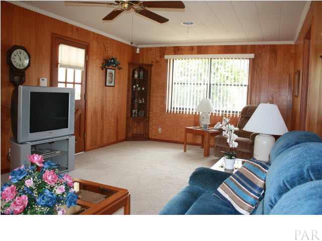 4877 Cerny Road Pensacola, FL 32526 - Photo 11 of 23 Large Den