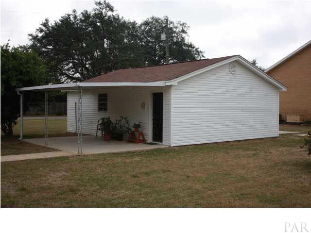 4877 Cerny Road Pensacola, FL 32526 - Photo 6 of 23 Covered Patio at Workshop