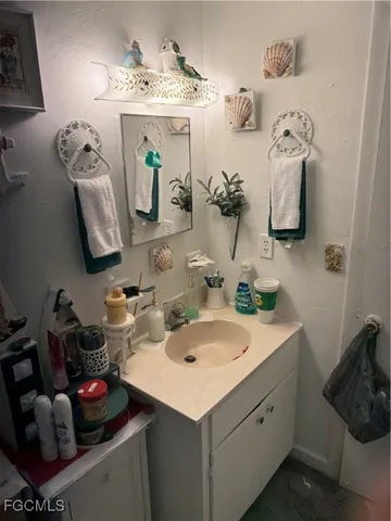 $245,000 | 4436-4434 Glenwood Avenue, Fort Myers, FL 33905