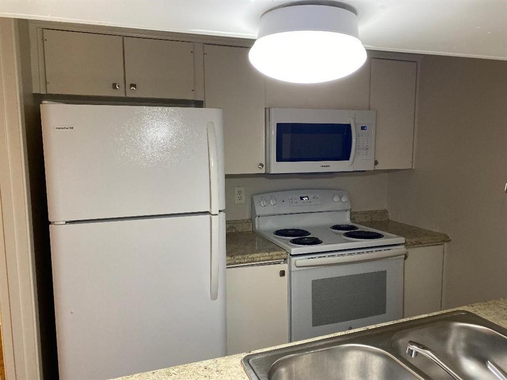 4859 Cedar Springs Road, Unit 154 Dallas, TX 75219 - Photo 5 of 13