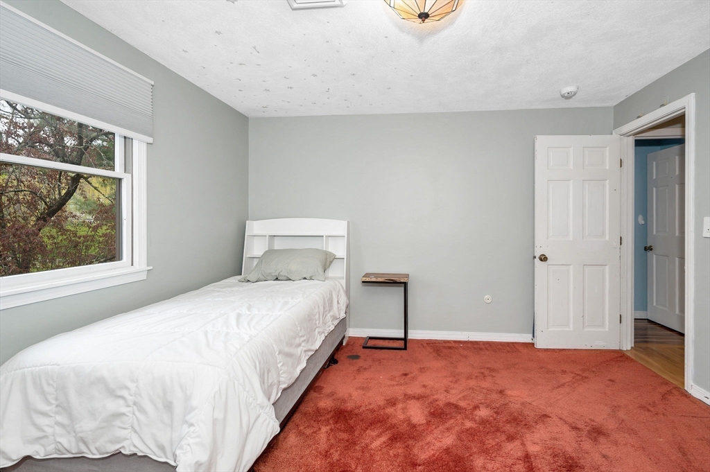 54 Pleasant Valley Road Amesbury, MA 01913 - Photo 12 of 42 Gallery Image 12