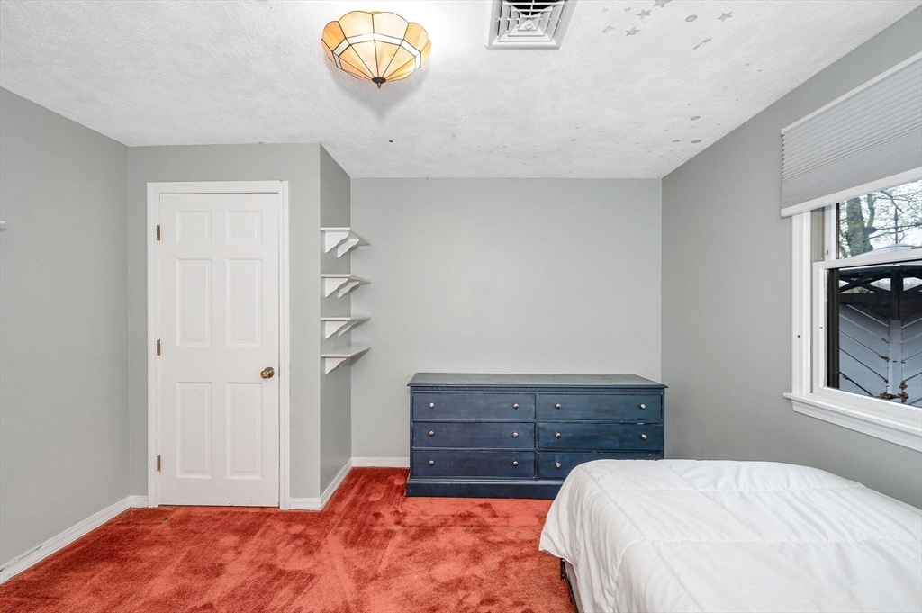 54 Pleasant Valley Road Amesbury, MA 01913 - Photo 13 of 42 Gallery Image 13