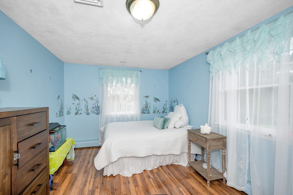 54 Pleasant Valley Road Amesbury, MA 01913 - Photo 14 of 42 Gallery Image 14