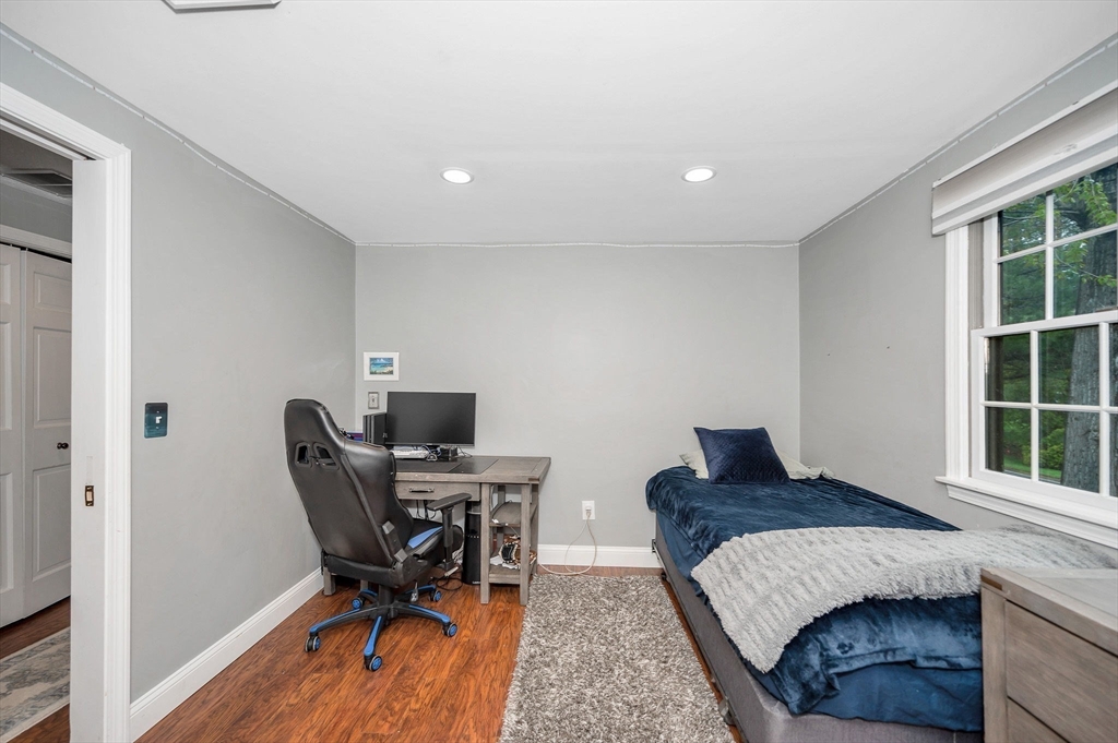 54 Pleasant Valley Road Amesbury, MA 01913 - Photo 17 of 42 Gallery Image 17