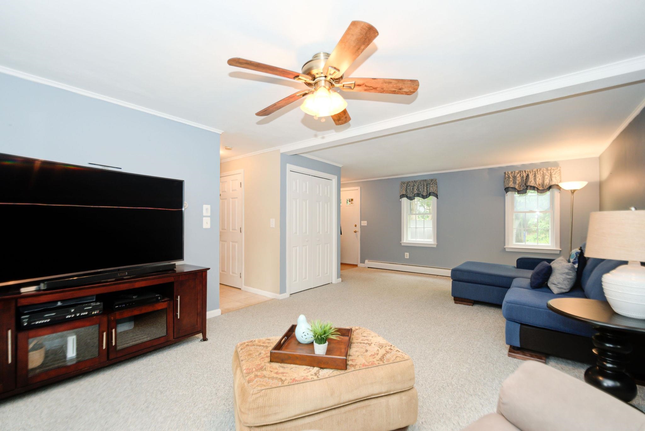 307 High Range Road Londonderry, NH 03053 - Photo 13 of 30 Gallery Image 13