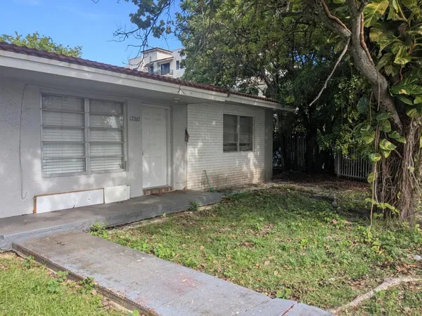$280,000 | 17367 Southwest 95th Avenue, Unit 17367, Palmetto Bay, FL 33157