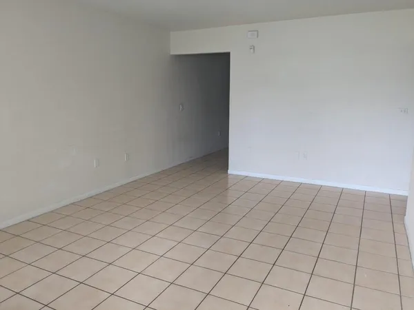 $280,000 | 17367 Southwest 95th Avenue, Unit 17367, Palmetto Bay, FL 33157