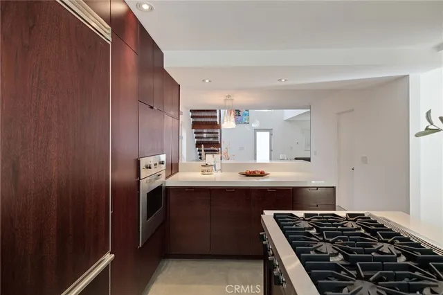 $39,500 | 27 Driftwood Street, Marina del Rey, CA 90292