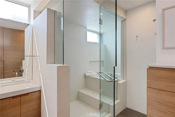 $39,500 | 27 Driftwood Street, Marina del Rey, CA 90292