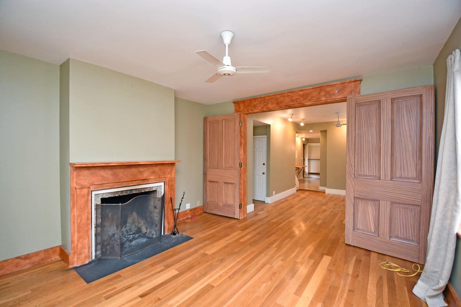 1306 Spring Street Cincinnati, OH 45202 - Photo 4 of 43