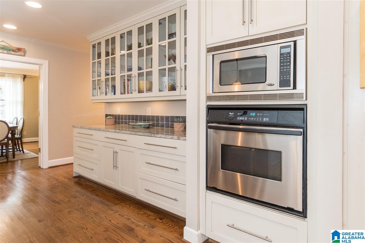1729 Kensington Road Birmingham, AL 35209 - Photo 17 of 39