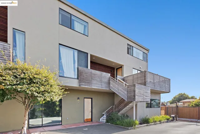 $899,000 | 1406 San Pablo Avenue, Unit A, Berkeley, CA 94702