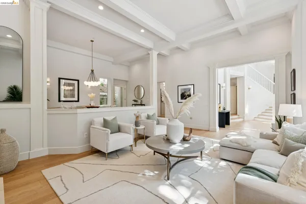 $2,795,000 | 23 Valant Place, Piedmont, CA 94610
