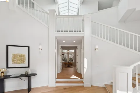 $2,795,000 | 23 Valant Place, Piedmont, CA 94610