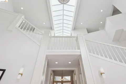 $2,795,000 | 23 Valant Place, Piedmont, CA 94610