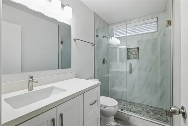 $2,100 | 1422 Cabrillo Park Drive, Unit B, Santa Ana, CA 92701