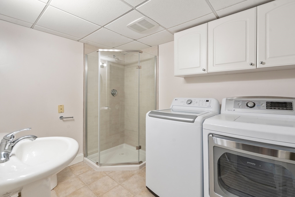 152 Bellevue Road Watertown, MA 02472 - Photo 33 of 42 a utility room with dryer and washer