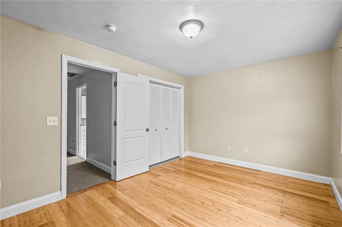 44 Ridgeway Avenue Providence, RI 02909 - Photo 14 of 24