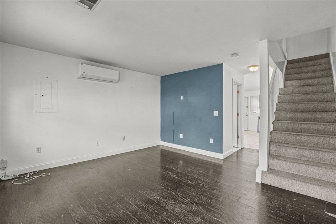 44 Ridgeway Avenue Providence, RI 02909 - Photo 22 of 24