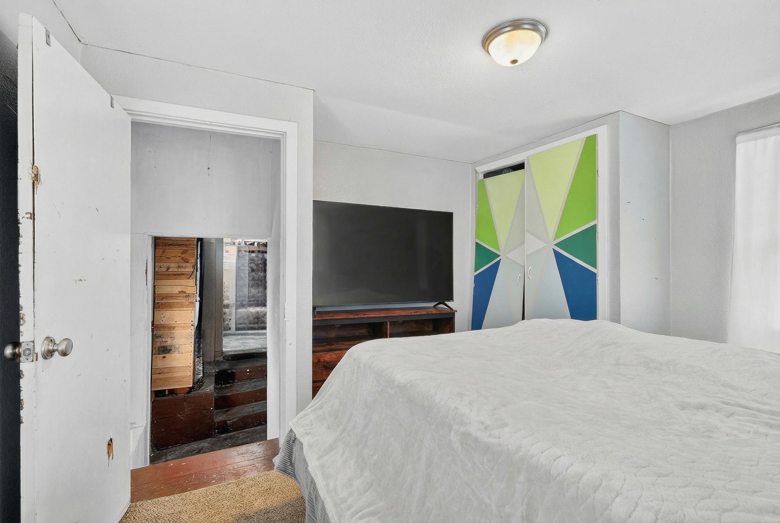 523 Michigan Street Omro, WI 54963 - Photo 13 of 20