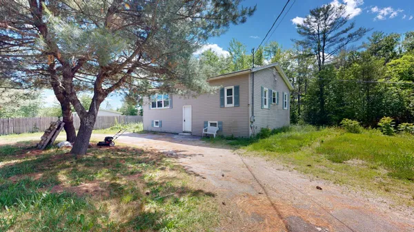 $135,000 | 225 Middle Road, Sabattus, ME 04280