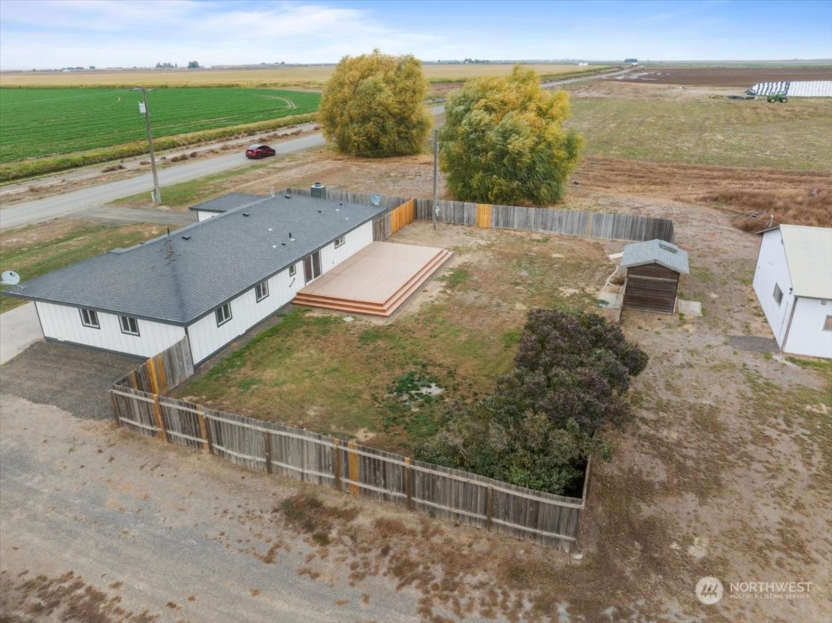 465 South Lemaster Road Othello, WA 99344 - Photo 3 of 40 a view of an outdoor space and city view