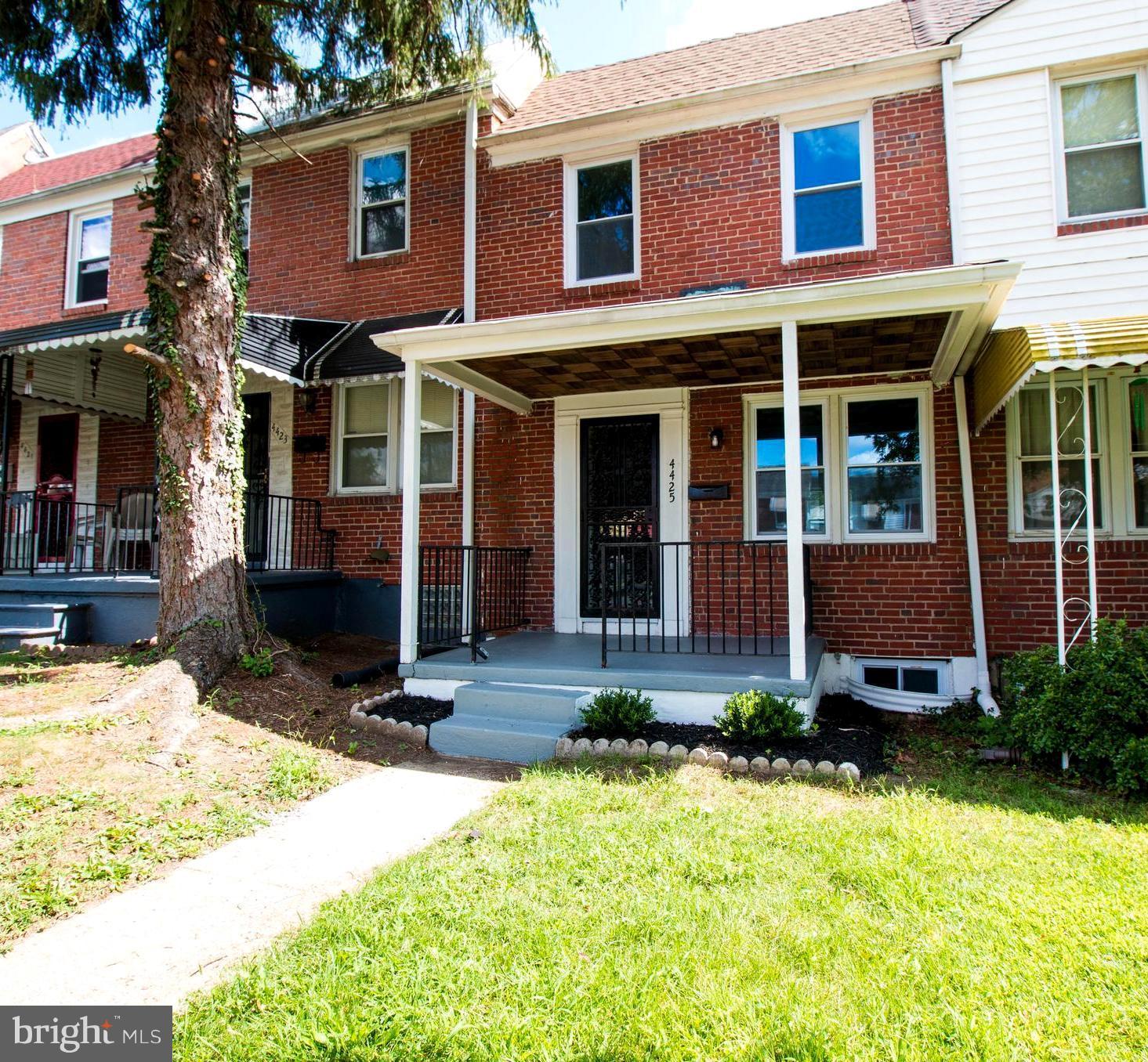 4425 Manorview Road Baltimore, MD 21229 - Photo 1 of 26 Exterior (Front)