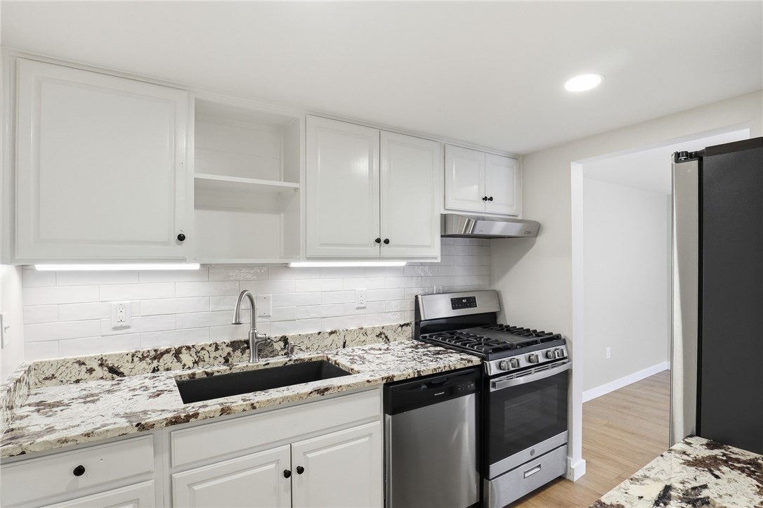 1474 Marsh Road Perinton, NY 14534 - Photo 9 of 22