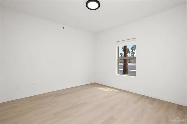 $1,275 | 412 South Ware Road, McAllen, TX 78501