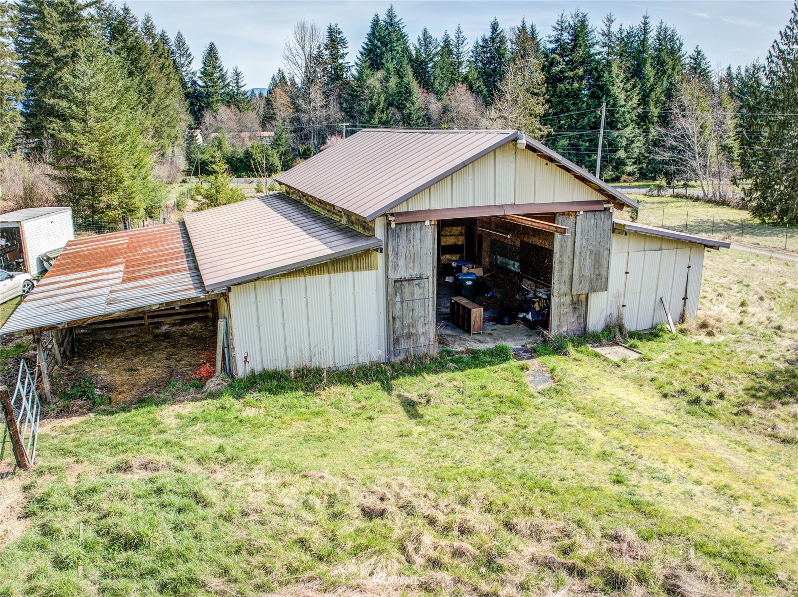 246 Kiona Road Randle, WA 98377 - Photo 5 of 24 Gallery Image 5