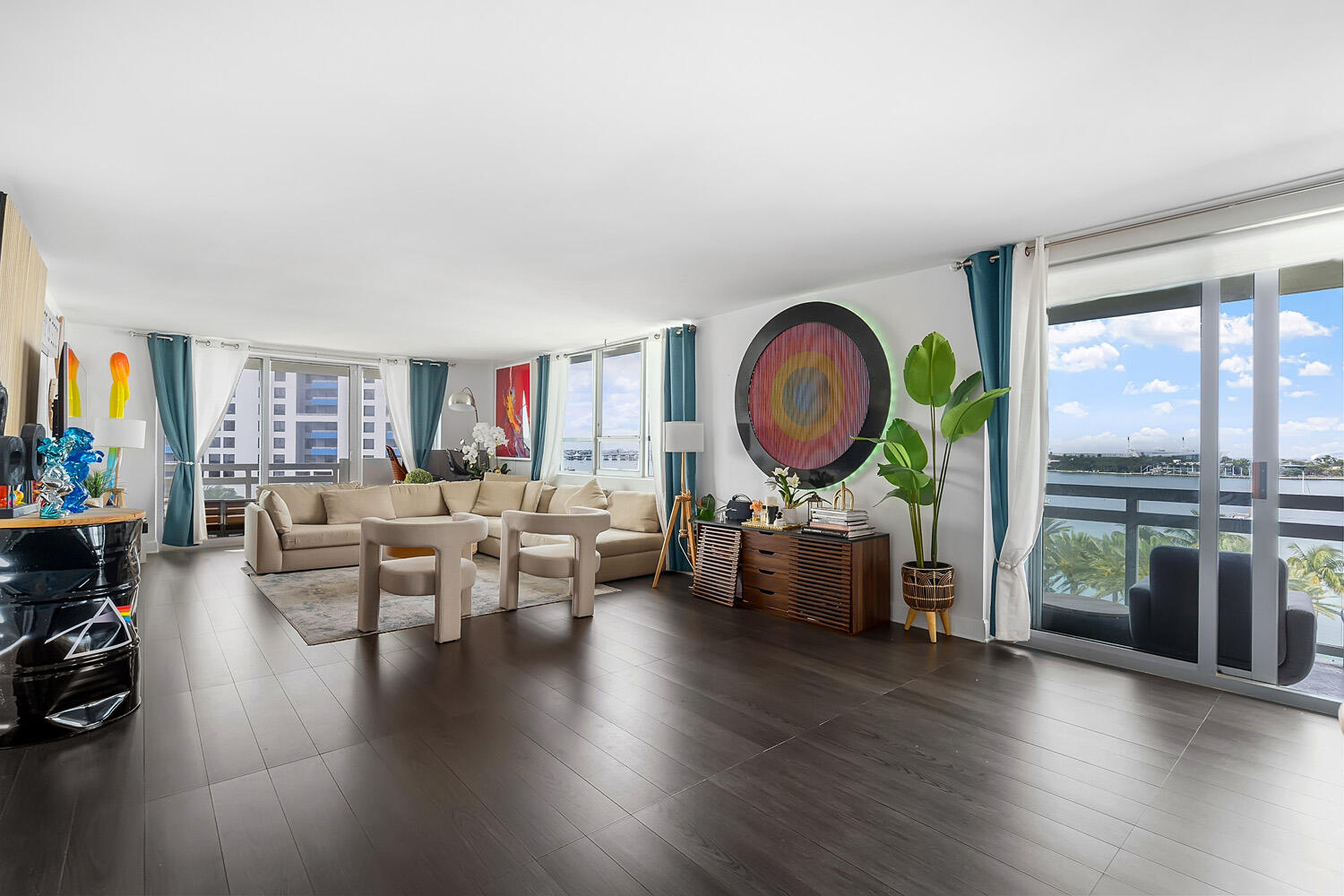 1500 Bay Road, Unit 714S Miami Beach, FL 33139 - Photo 17 of 69 17