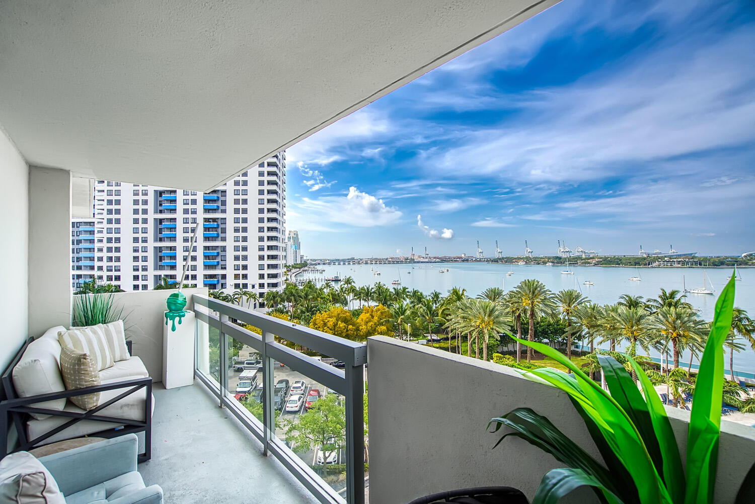 1500 Bay Road, Unit 714S Miami Beach, FL 33139 - Photo 20 of 69 20