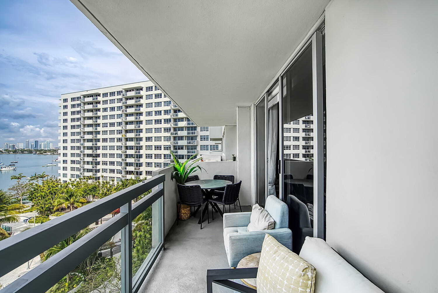 1500 Bay Road, Unit 714S Miami Beach, FL 33139 - Photo 23 of 69 23
