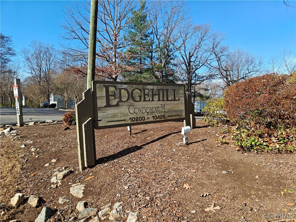 10258 Iron Mill Road North Chesterfield, VA 23235 - Photo 18 of 20 View of community / neighborhood sign