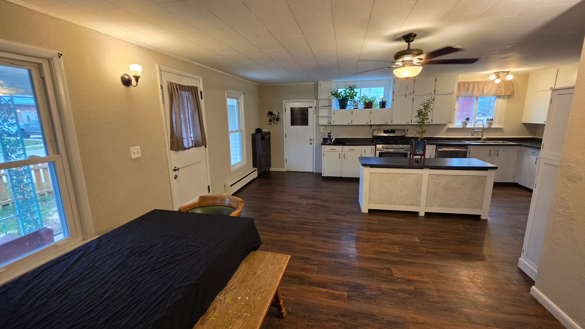 145 4th Street Capron, IL 61012 - Photo 8 of 29