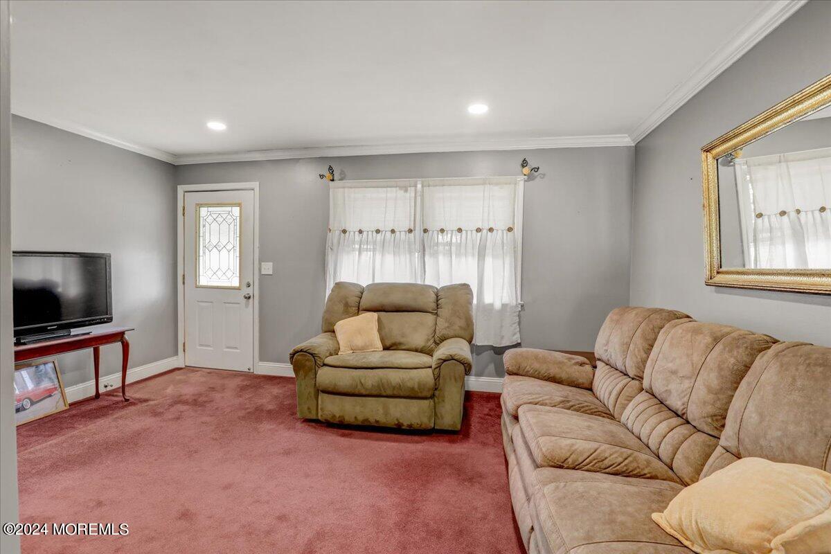 328 Aldrich Road Howell, NJ 07731 - Photo 7 of 31 07-Family Room