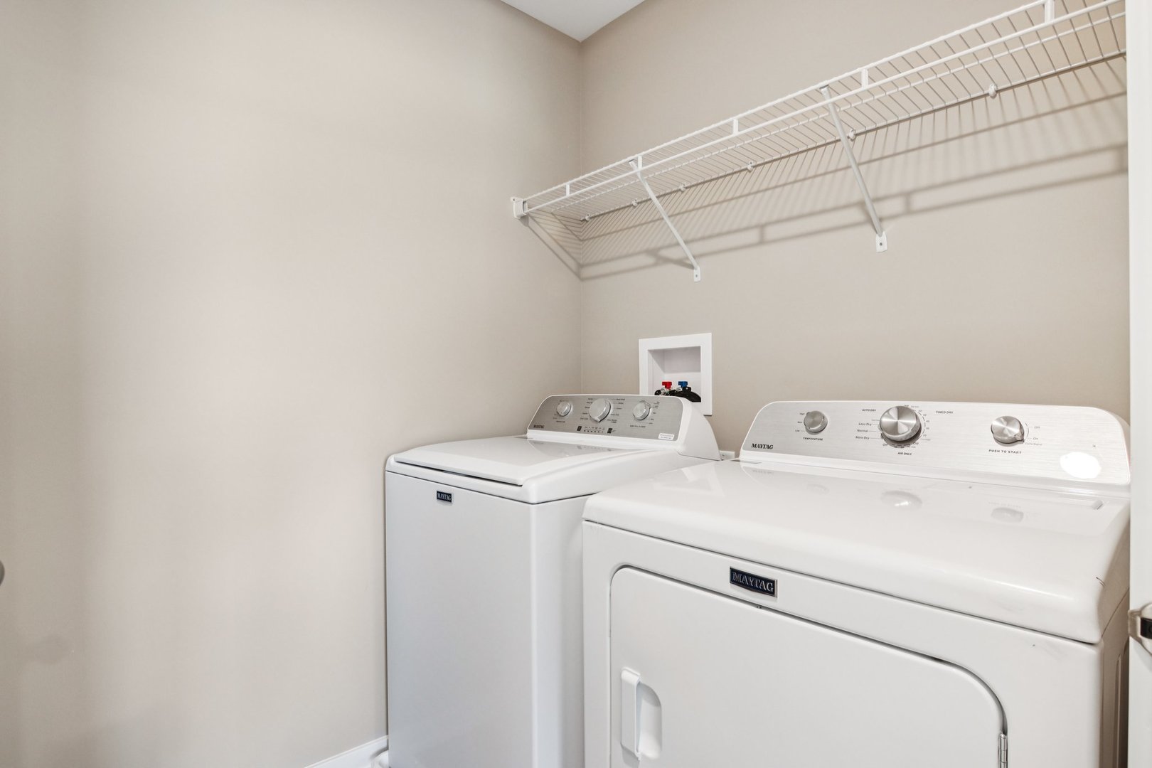 2253 Riesling Road Oswego, IL 60543 - Photo 13 of 27 a utility room with dryer and washer