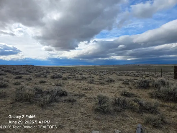 $400,000 | Gilchrist Road, Big Piney, WY 83113
