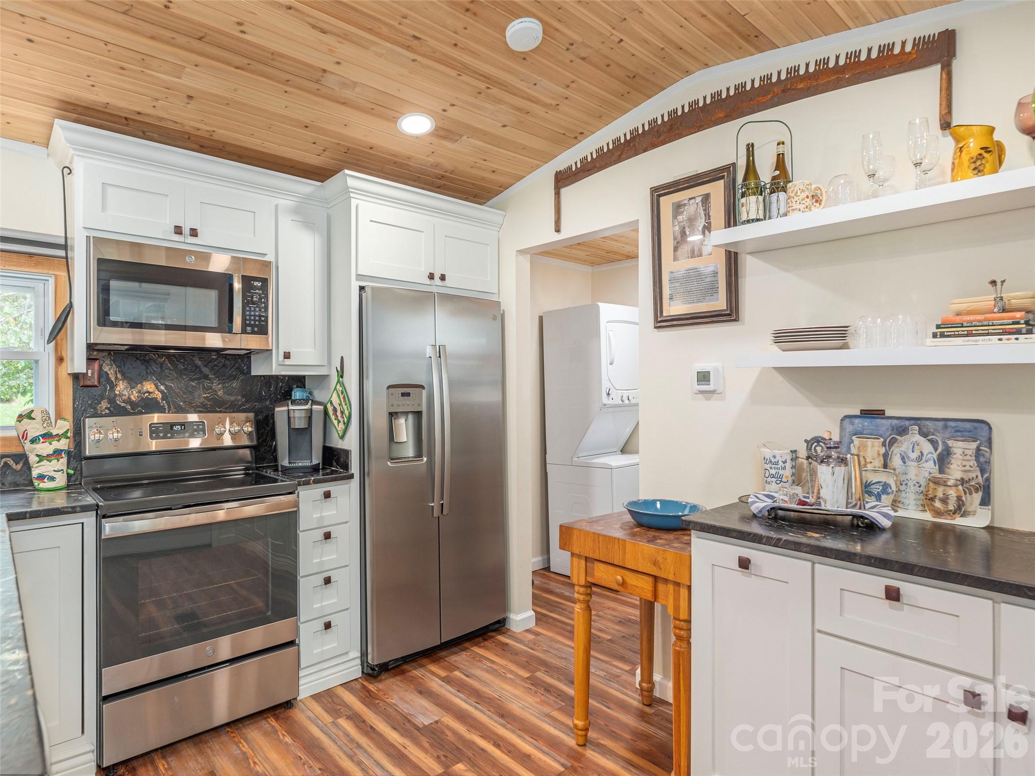 248 Max Thompson Road Canton, NC 28716 - Photo 13 of 44