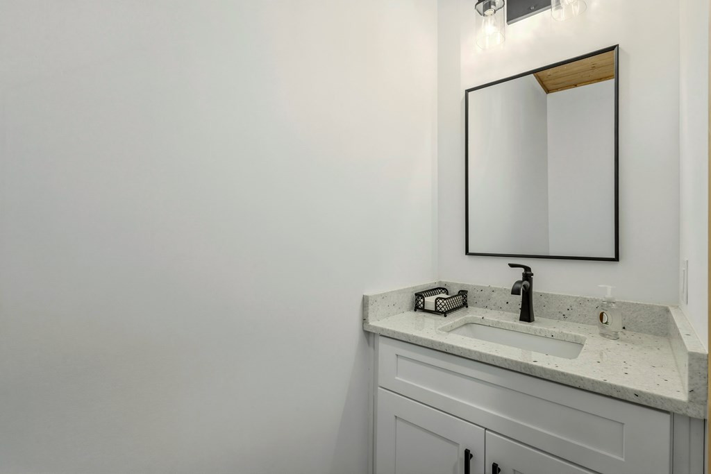 342 Hunter Ridge Murphy, NC 28906 - Photo 56 of 81 Guest half bath