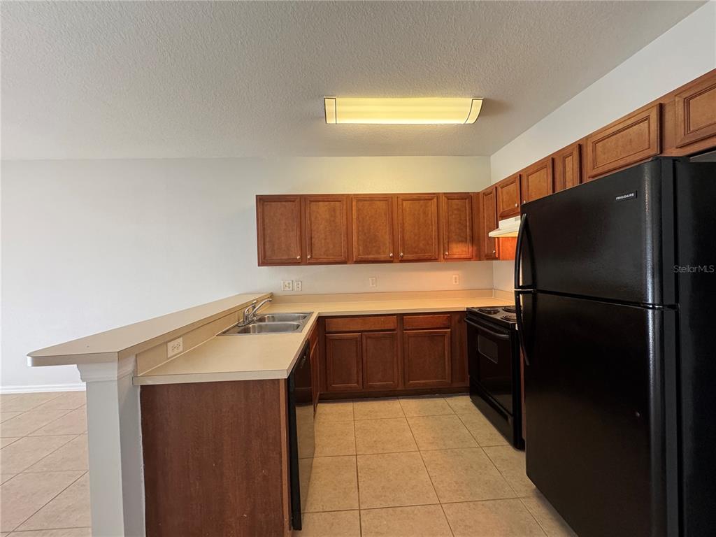 1561 Blue Magnolia Road Brandon, FL 33510 - Photo 11 of 31
