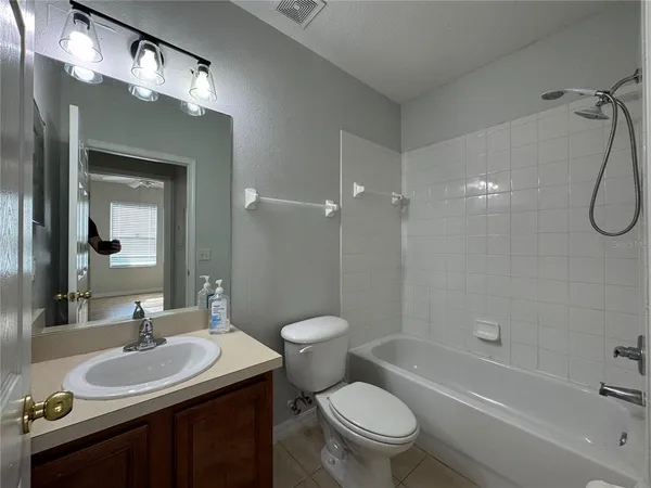 $1,850 | 1561 Blue Magnolia Road, Brandon, FL 33510